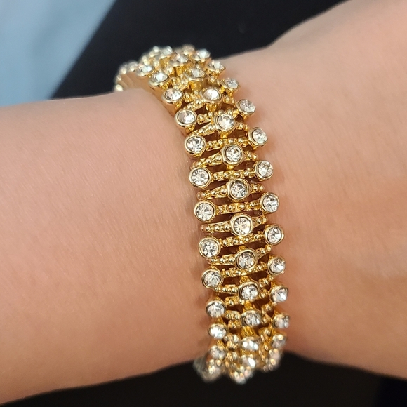 Goldtone Pave Simulated Crystal Stretch Bracelet - Picture 5 of 5